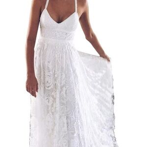 HOMDOR V-Neck Lace Appliqué Wedding Dress – Size 6 (Ivory)
💍 New, never worn!